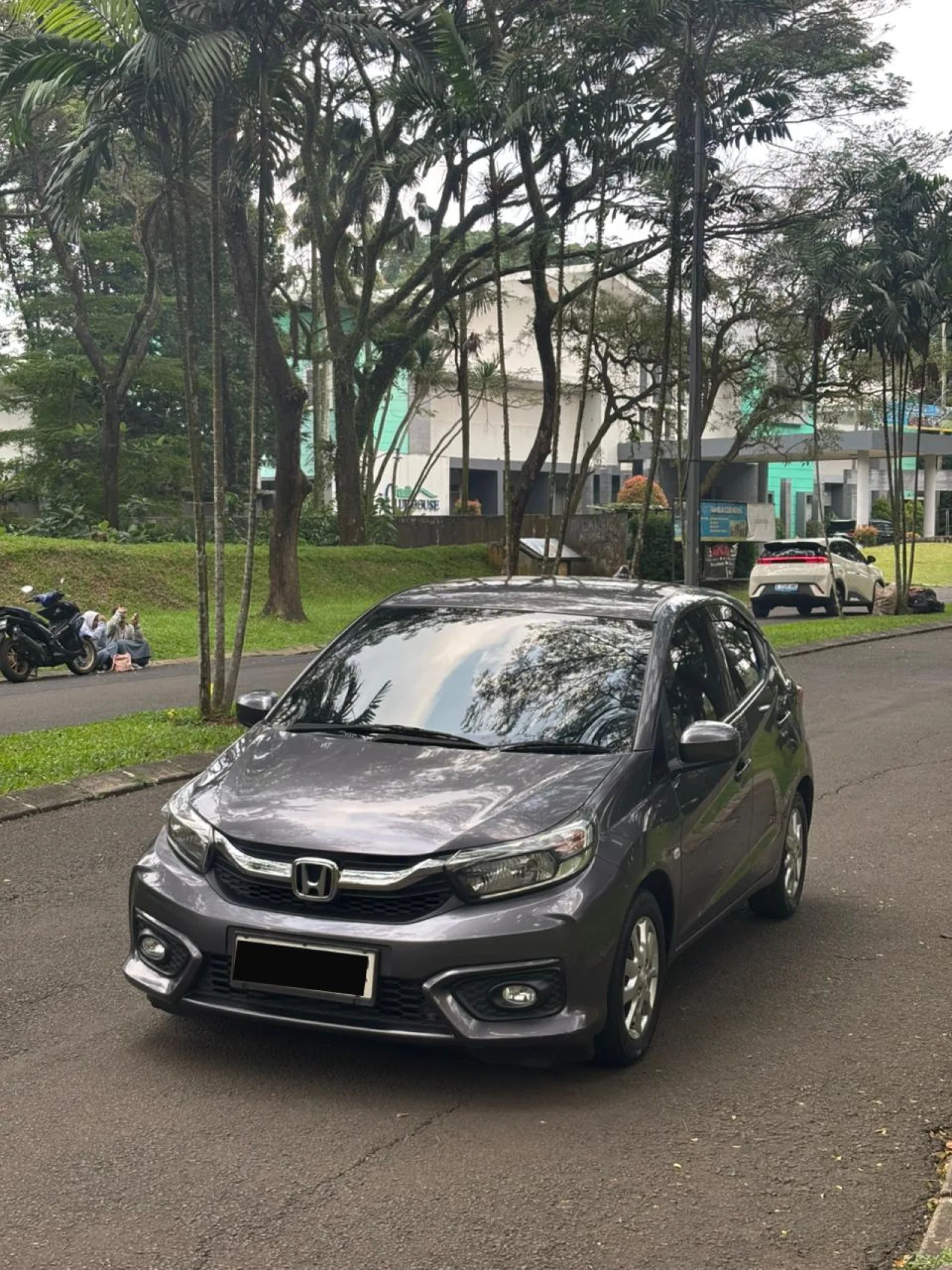 Honda Brio Satya 1.2 E AT